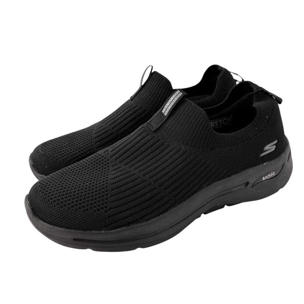 Skechers Women's GO WALK Arch Fit Slip On Shoe Size 7.5 Black Comfort Sneakers